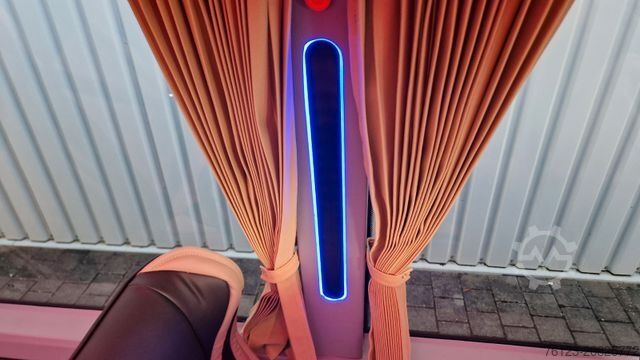 Kleinbus MERCEDES-BENZ 519 und 517 Glasdach XXL 20 Sitze Stock