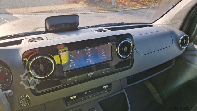 Kleinbus MERCEDES-BENZ Sprinter Lord Light 22 Sitzer 5 x Lagerfahrzeug