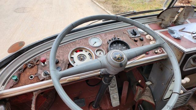 Überlandbus SETRA Kässbohrer Setra S 11