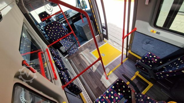 Kleinbus MERCEDES-BENZ 517 / 515 Frontniederflur mit Ada Systeme