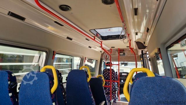 Kleinbus MERCEDES-BENZ 517 / 515 Frontniederflur mit Ada Systeme