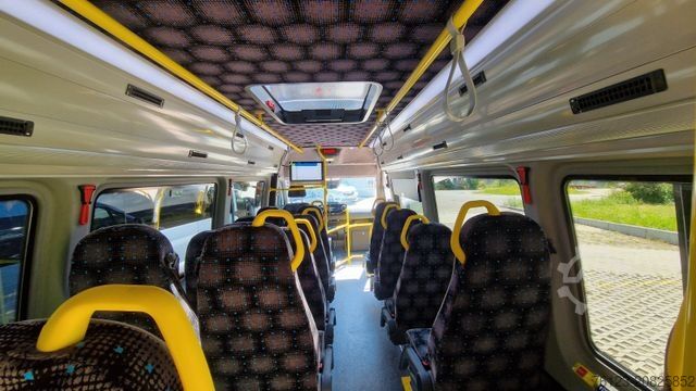 Kleinbus MERCEDES-BENZ Sprinter 517 Heckniederflur Vorlauffahrzeug