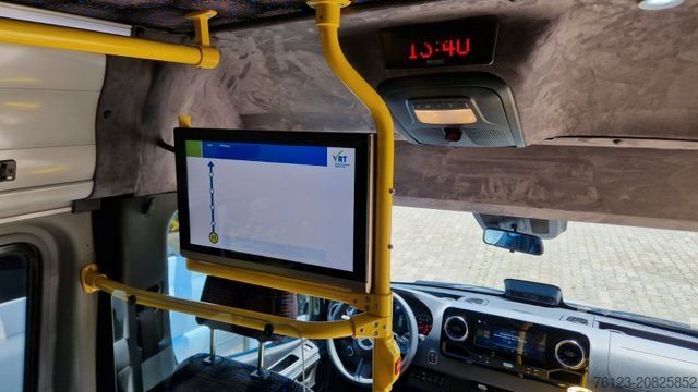 Kleinbus MERCEDES-BENZ Sprinter 517 Heckniederflur Vorlauffahrzeug