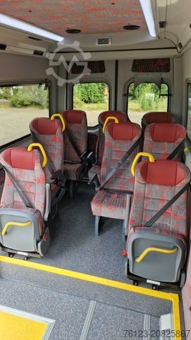 Stadtbus MERCEDES-BENZ 3 x Lagerfahrzeug Bürgerbus Niederflur 9 Sitze