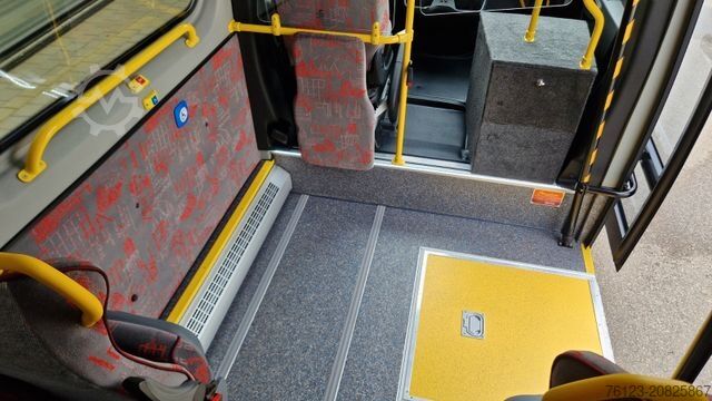 Stadtbus MERCEDES-BENZ 3 x Lagerfahrzeug Bürgerbus Niederflur 9 Sitze