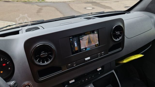 Stadtbus MERCEDES-BENZ 3 x Lagerfahrzeug Bürgerbus Niederflur 9 Sitze