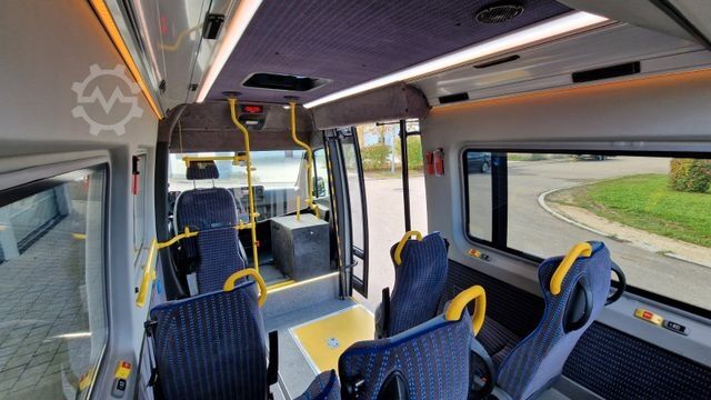 Stadtbus MERCEDES-BENZ 3 x Lagerfahrzeug Bürgerbus Niederflur 9 Sitze