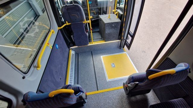 Stadtbus MERCEDES-BENZ 3 x Lagerfahrzeug Bürgerbus Niederflur 9 Sitze