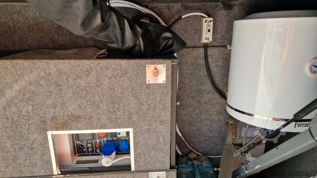 Wohnwagen/Wohnmobil Neoplan Starliner 2 XXL Wohnbus Setra