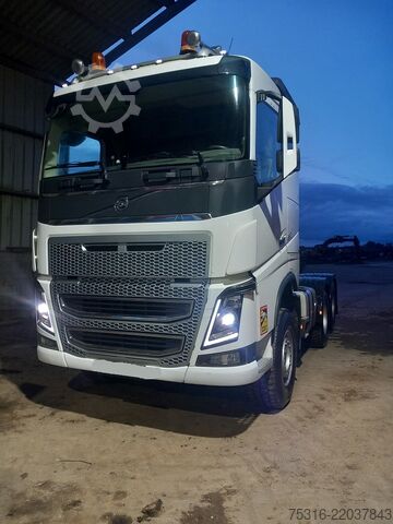 Standard tractor unit VOLVO FH 16.650