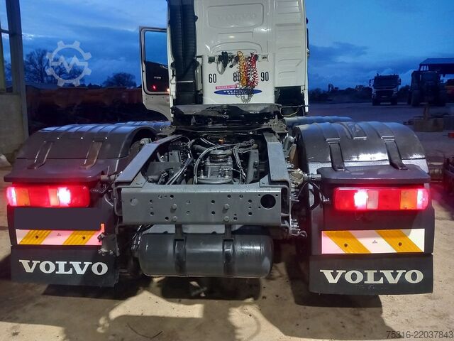 Standard tractor unit VOLVO FH 16.650