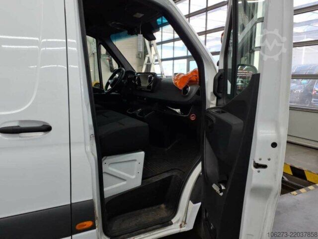 Van Mercedes-Benz Sprinter 317 CDI,L2H2,Automatik,Kamera,LED