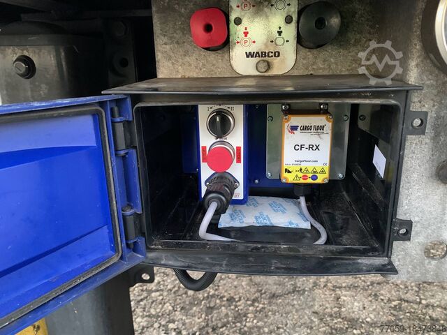 Auflieger mit Walkingfloor SCHWARZMÜLLER STAHLBODEN / STEEL-FLOOR ..more pieces !