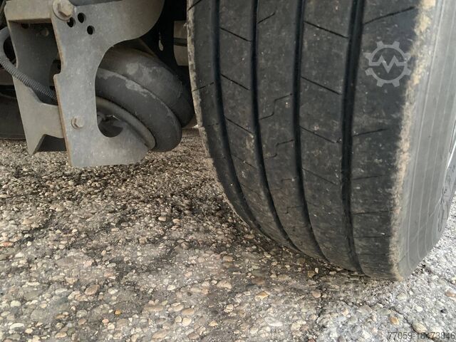 Semi-trailer with walking floor SCHWARZMÜLLER STAHLBODEN / STEEL-FLOOR  (4X)