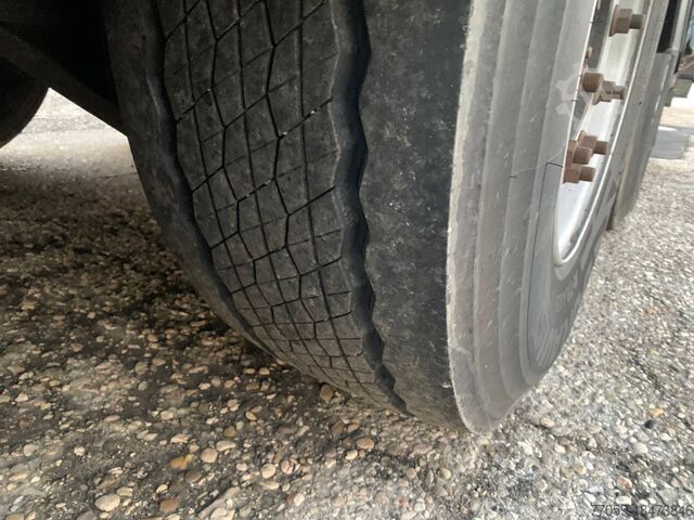 Semi-trailer with walking floor SCHWARZMÜLLER STAHLBODEN / STEEL-FLOOR  (4X)