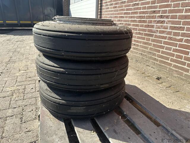 Wheel with tyre  3 Banden 26x 6.6 - Gebruikt