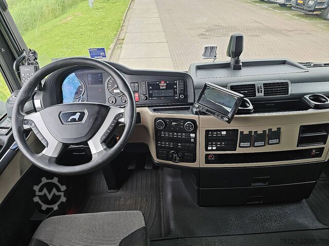 Standard-SZM M.A.N. 33.500 TGX XLX 6X4 BLS