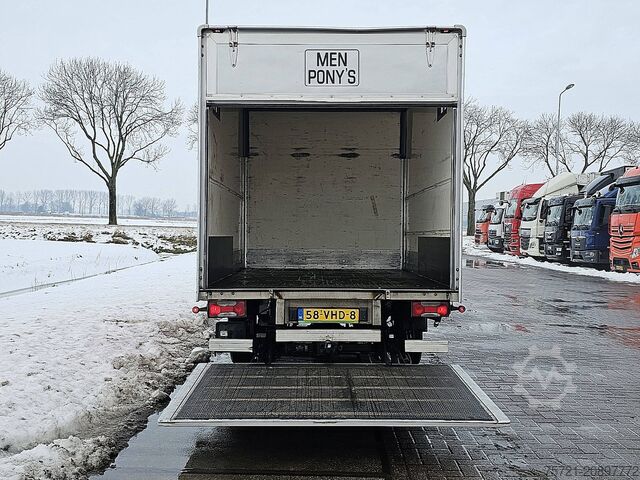 Koffer IVECO DAILY 35S10 Bakwagen Laadklep!