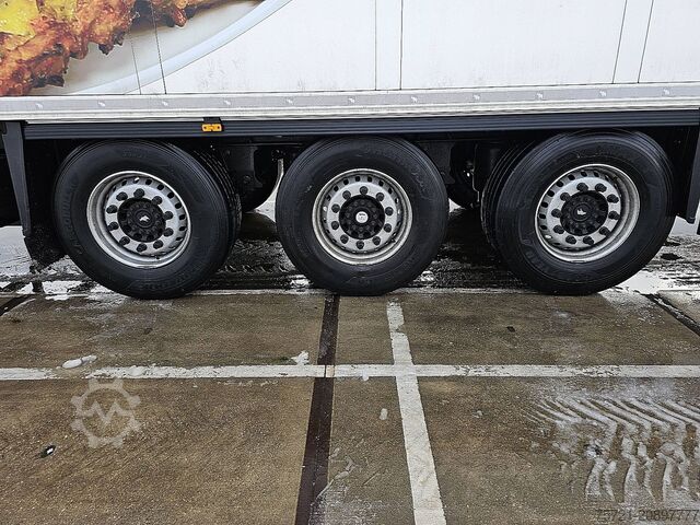 Kühl-/Tiefkühltransport SCHMITZ SKO 24