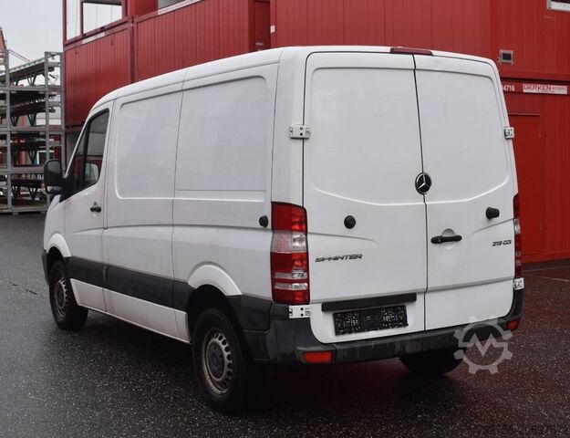 Koffer Mercedes-Benz Sprinter 213 CDi Kastenwagen, defekt