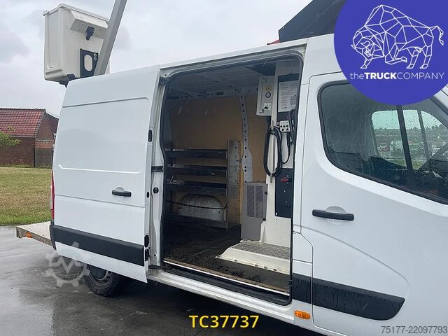 Lifting platform Renault Master 145.35 klubb