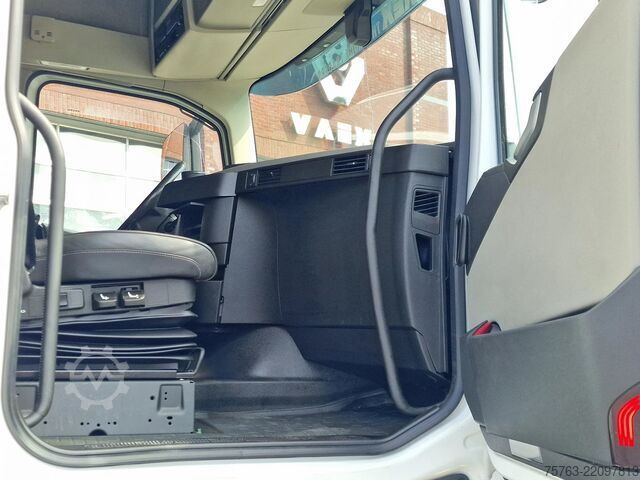 BDF-System Volvo FH 13.500 Globetrotter 6x2 BDF - 4.90 WB - Full...