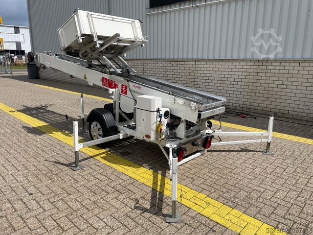 Telescopic boom lift Klaas Toplight 21 AE
