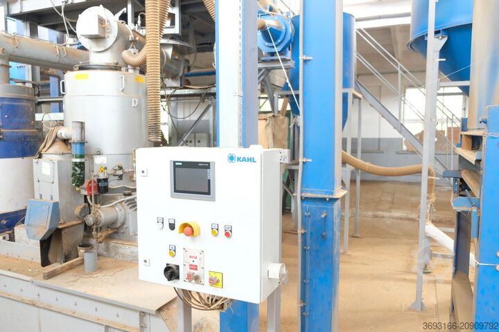 Pellet press AMANDUS KAHL 38-780