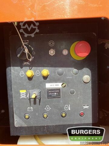 Scissor lift JLG 530LRT