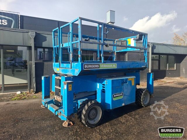 Scissor lift Genie GS-3369 RT