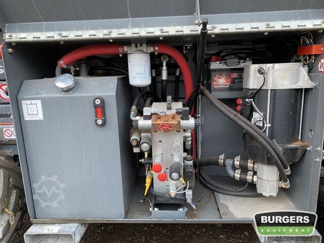 Scherenhebebühne Skyjack SJ6832 RTE