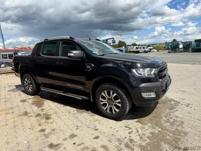 Ford Wildtrak / 4x4 / 3.2l 5 Cyl Diesel Ford Wildtrak / 4x4 / 3.2l 5 Cyl Diesel