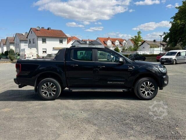 Ford Wildtrak / 4x4 / 3.2l 5 Cyl Diesel Ford Wildtrak / 4x4 / 3.2l 5 Cyl Diesel