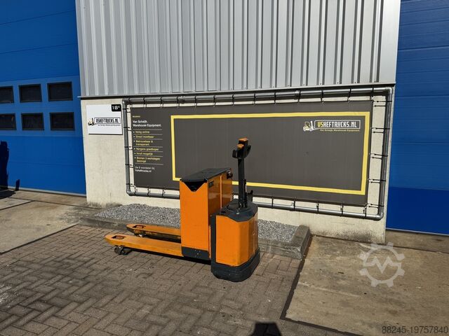 VS-22308 Electric pallet truck Still, 3 ton, battery 2017 STILL EGU3000