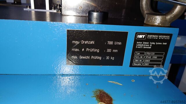 Testing device Instron DTB 2
