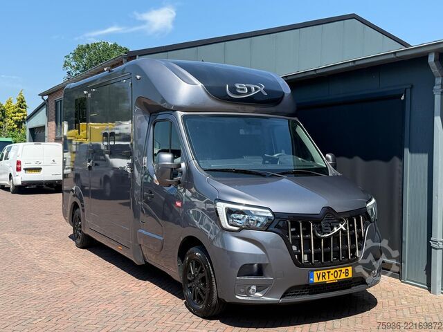Horse transportation Renault Master STX S3 Paardenwagen Hengsten uitvoering ...