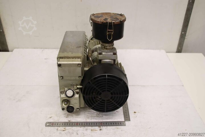 Vacuum pump Busch RC 0025 E 501