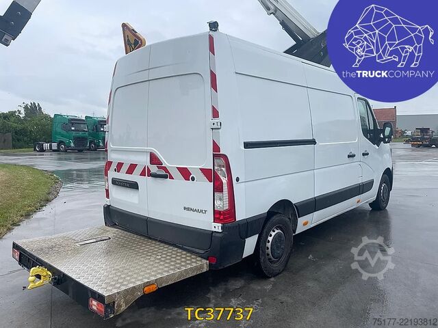 Lifting platform Renault Master 145.35 klubb