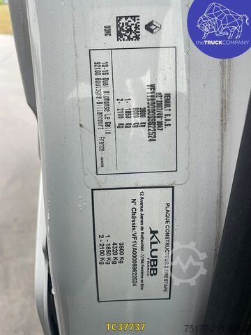 Lifting platform Renault Master 145.35 klubb