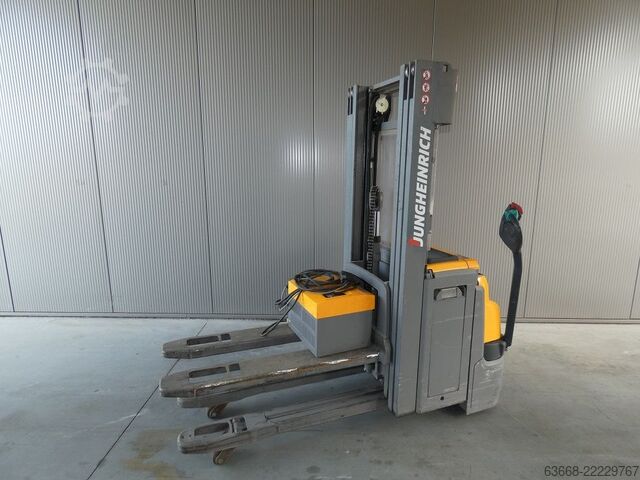 Deichselstapler Jungheinrich EJC 214 Z