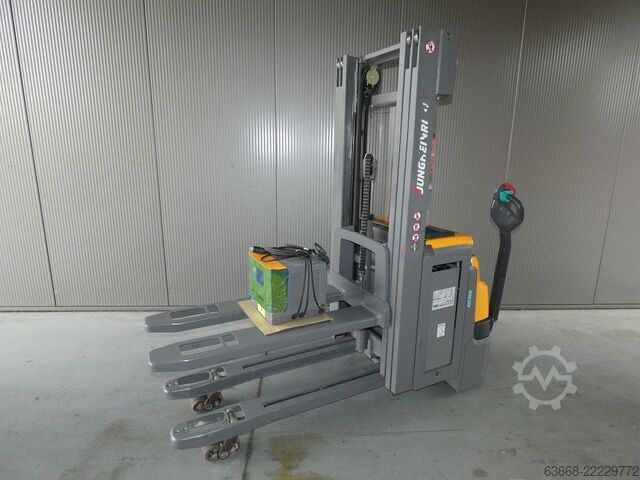 Pedestrian Stacker Jungheinrich EJC 214 Z