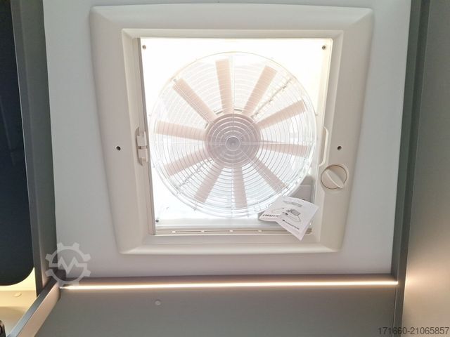 Integriertes Wohnmobil HYMER/ERIBA B-Klasse MC I 680 ALDE, Autarkie-Paket Smart