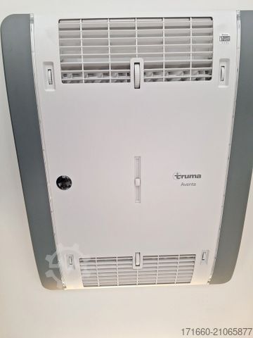 Teilintegriertes Wohnmobil HYMER/ERIBA B-Klasse MC T 600