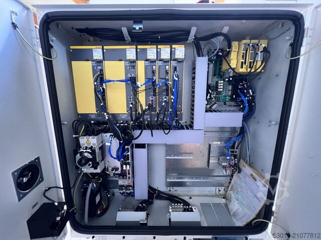 Vertikales Bearbeitungszentrum FANUC Robodrill D21LIB5 ADV Plus