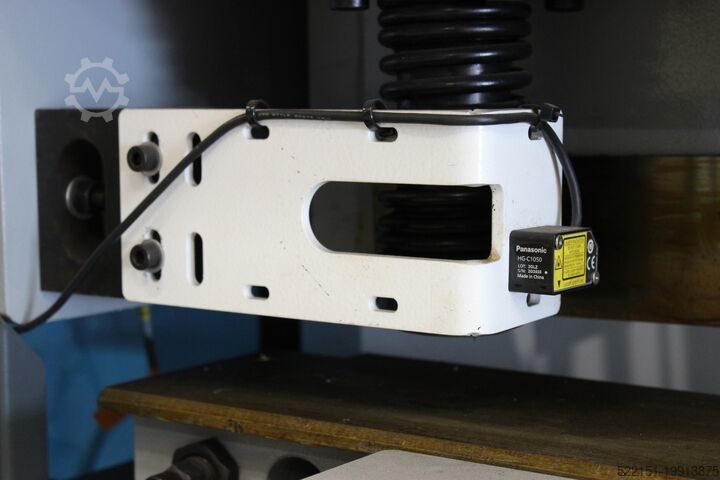 Press brake ACCURL MS8-13X4000