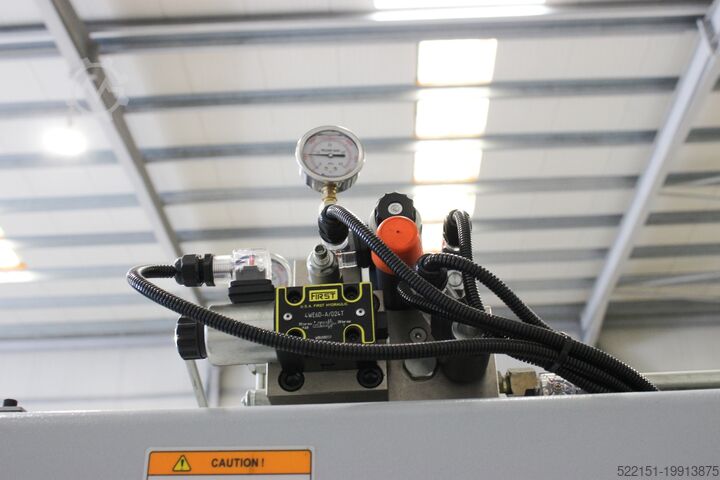 Press brake ACCURL MS8-13X4000