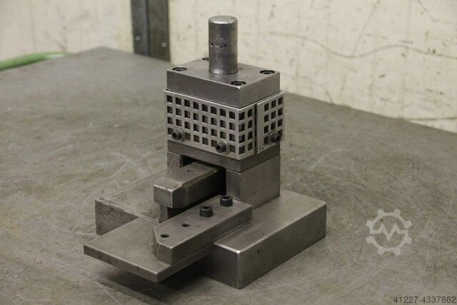 Punching tool 10.5 x 23.5 mm unbekannt für U Profil