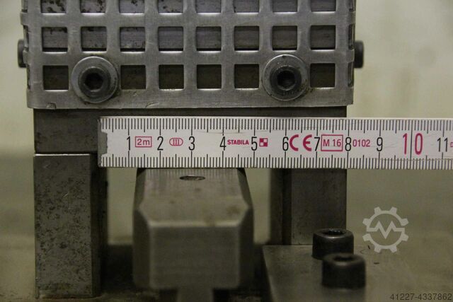 Punching tool 10.5 x 23.5 mm unbekannt für U Profil