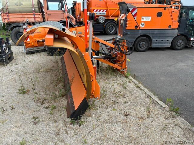 Public utility vehicle  Zaugg Schneepflug Vario 4-360-4-45