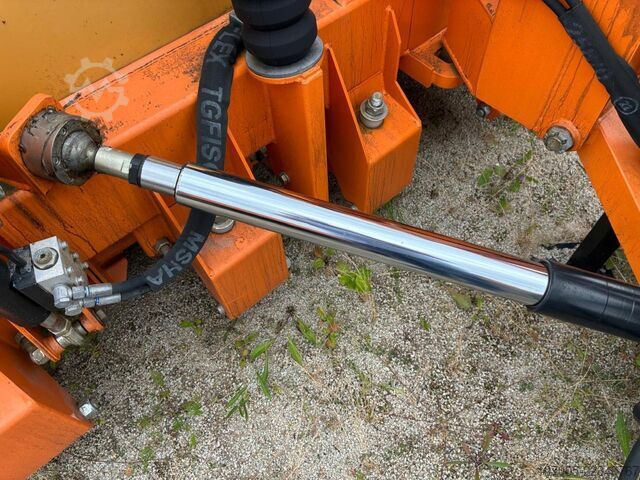 Public utility vehicle  Zaugg Schneepflug Vario 4-360-4-45